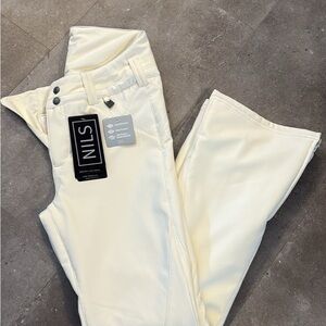NILS Women’s White/Cream Ski Pants Size 6R
